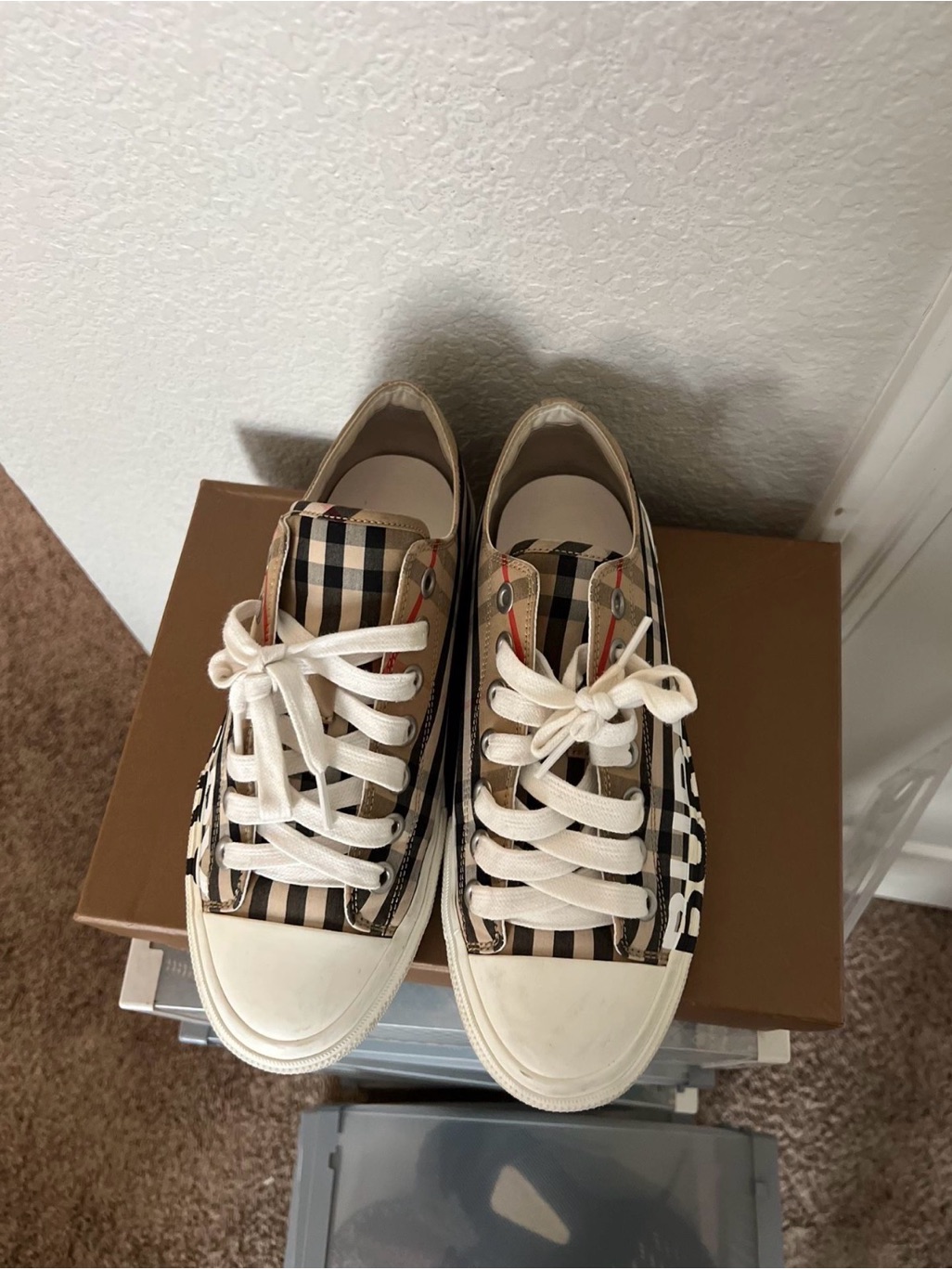 Burberry Beige Black White Check Low-Top Sneakers
